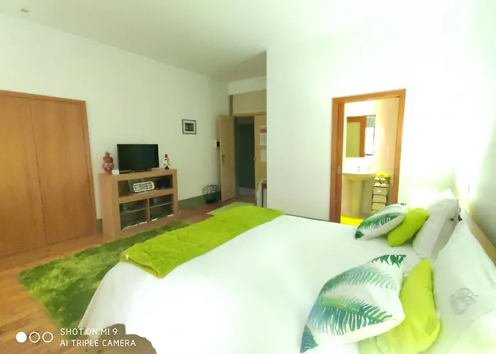 Modern In Guimaraes, 50 M², Balcony 아파트