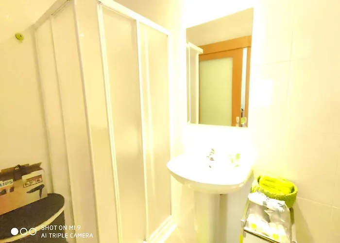 Modern In Guimaraes, 50 M², Balcony 아파트 *