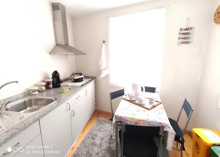 Modern In Guimaraes, 50 M², Balcony 귀마레스