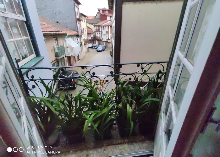 Modern In Guimaraes, 50 M², Balcony 아파트 귀마레스